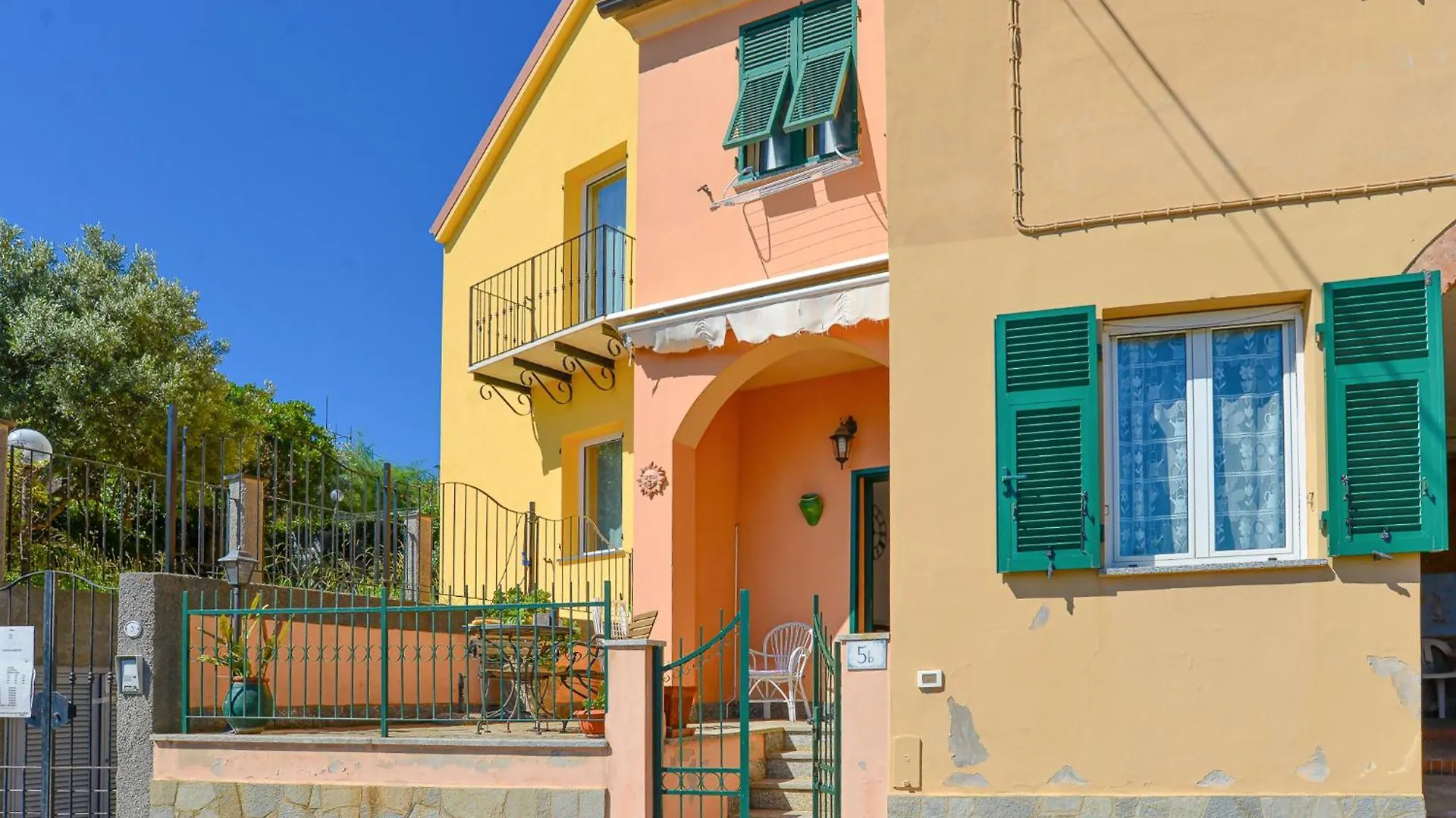 Casa Cecilia - Vadoalmare Immobiliare Lägenhet Bergeggi